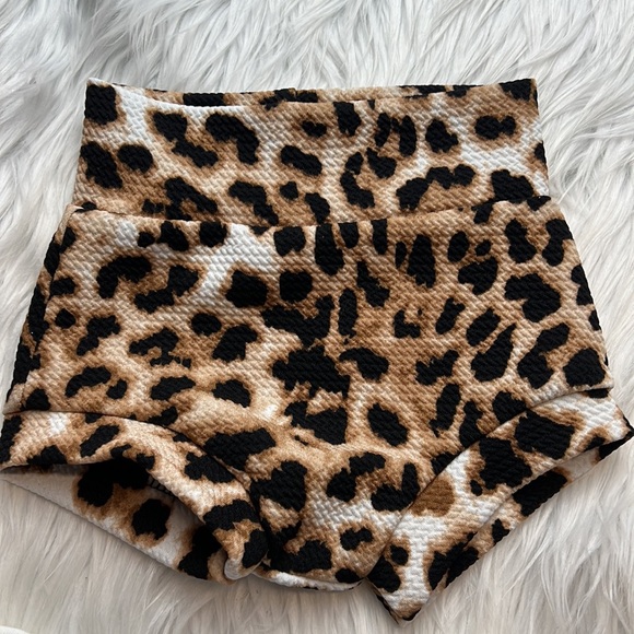 Cheetah print bummies and head wrap leopard print - Picture 3 of 3